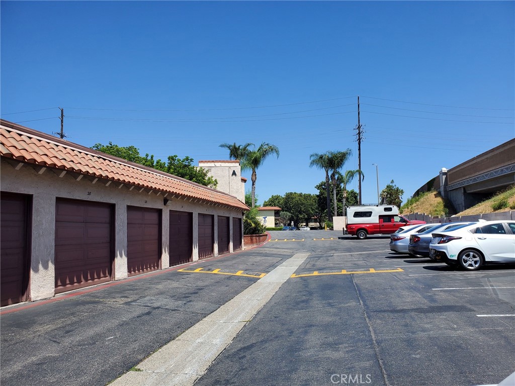 700 W La Veta Avenue F2