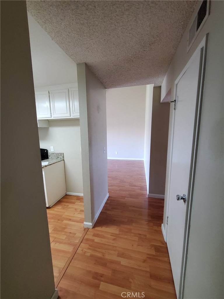 700 W La Veta Avenue F2