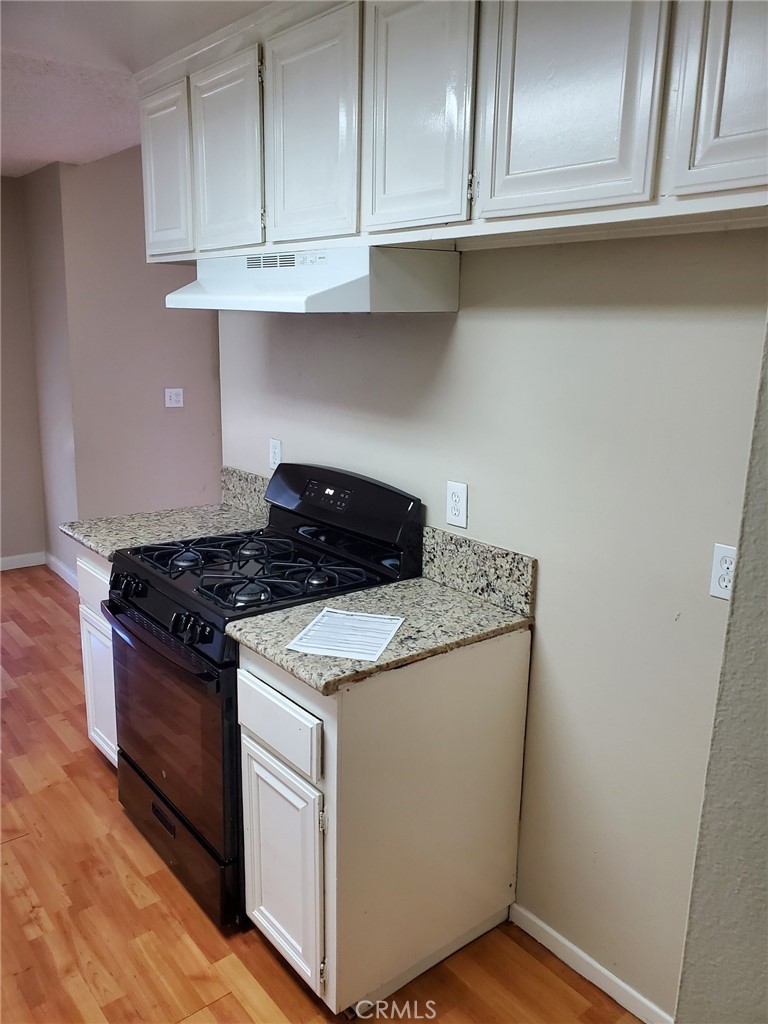 700 W La Veta Avenue F2