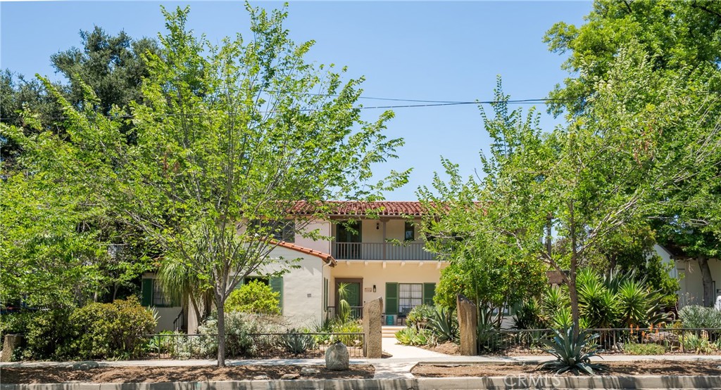 1111 N Indian Hill Boulevard