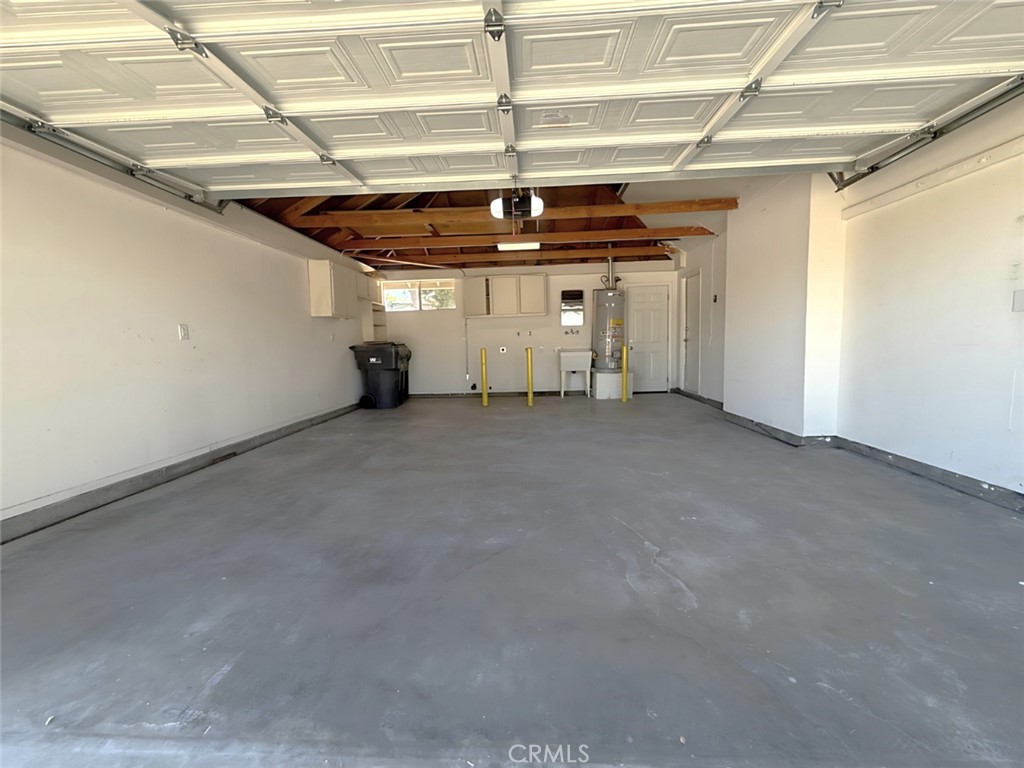 1816 W Avenue K11