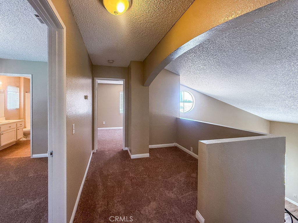 16702 Canoe Cove