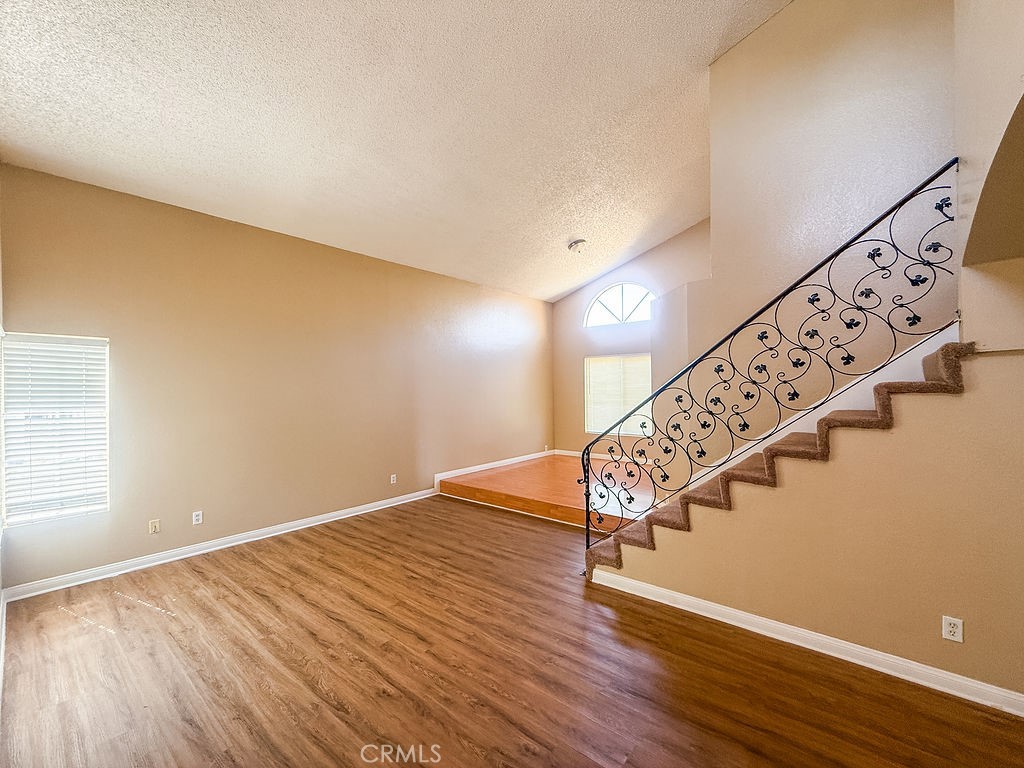 16702 Canoe Cove