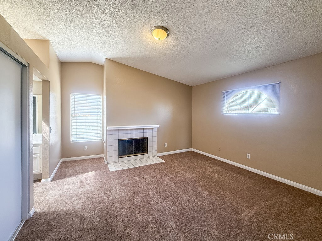 16702 Canoe Cove