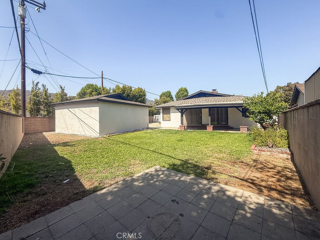 409 N Elwood Avenue