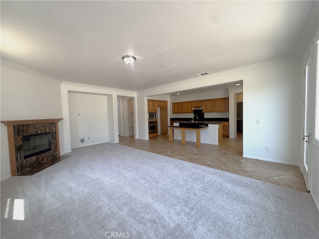 1920 Crossroads Street