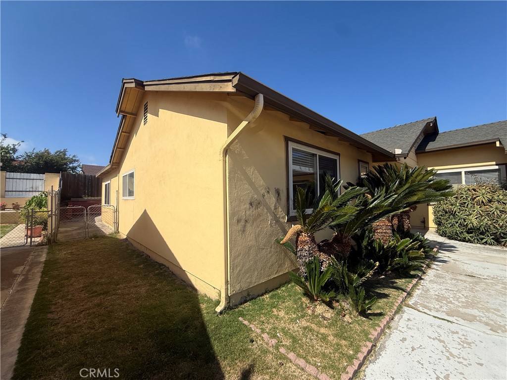 2854 Coronado Avenue