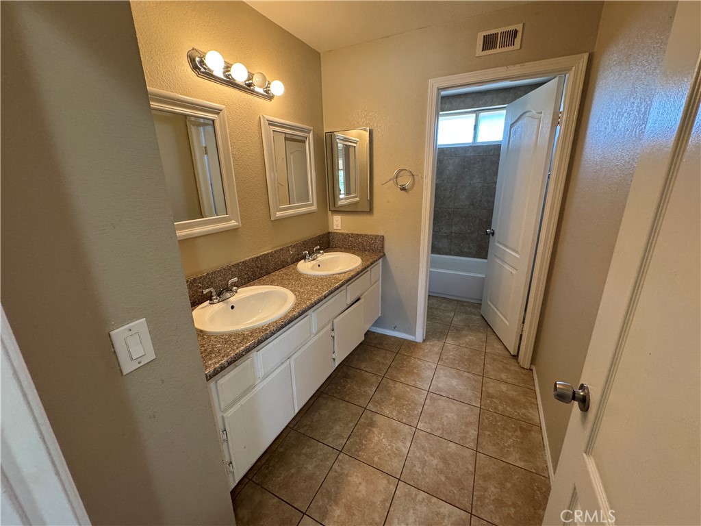 3151 Tourmaline Lane