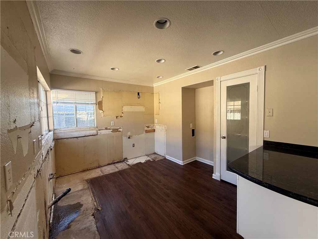 7051 Idyllwild Lane