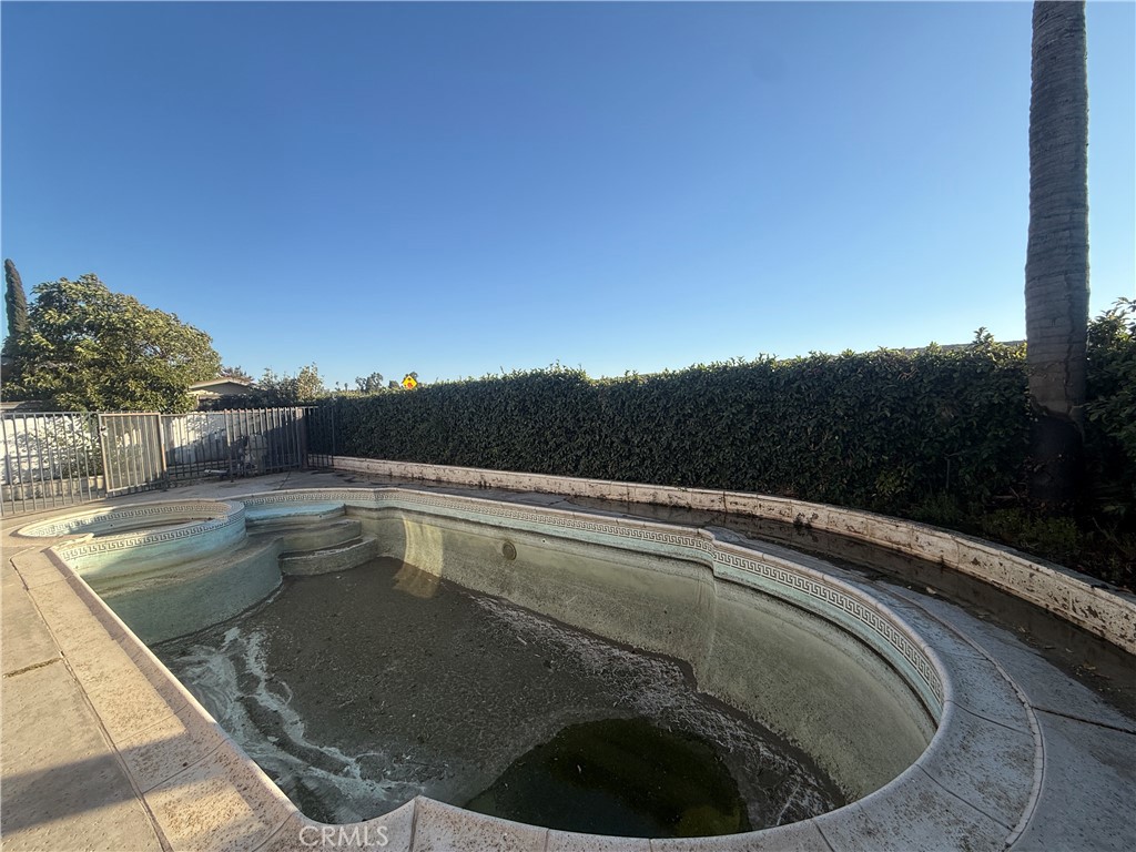 7051 Idyllwild Lane