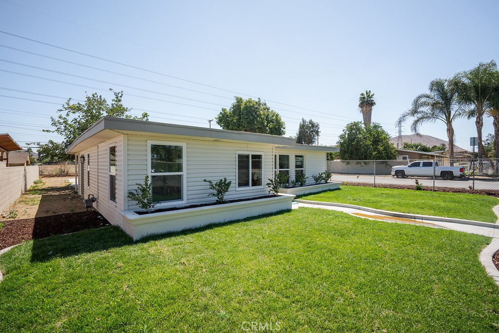 18605 13th Street
