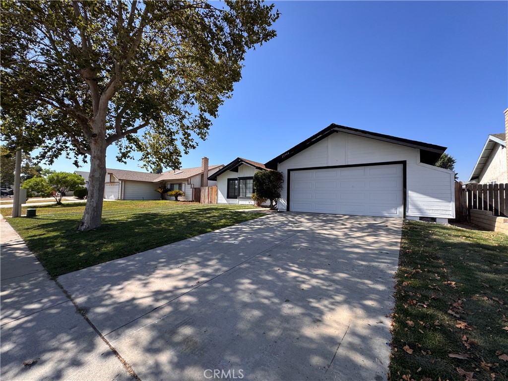 25944 Harriet Avenue