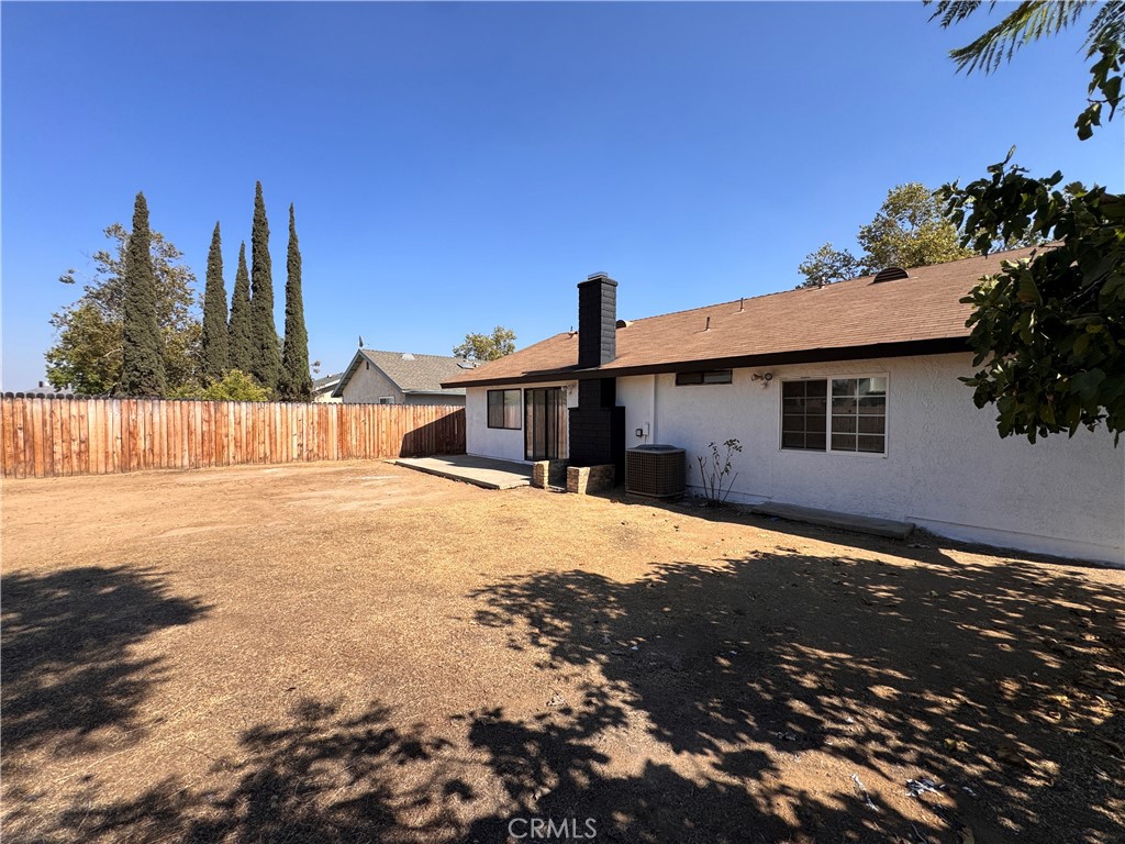 25944 Harriet Avenue