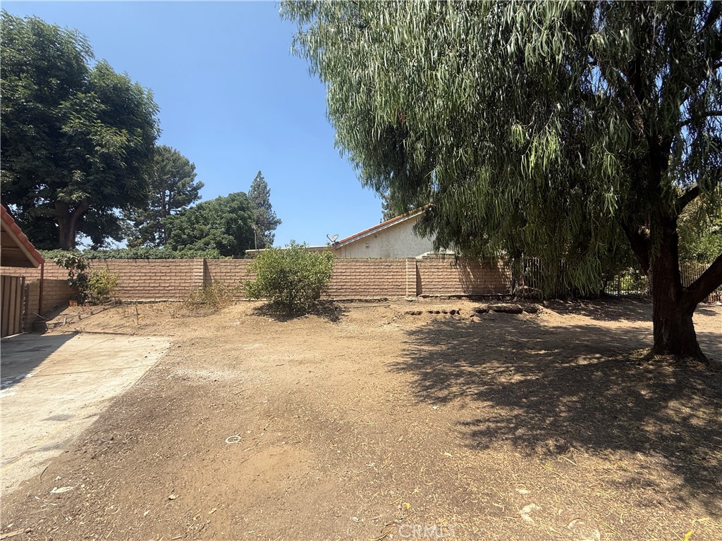 13751 De Garmo Avenue
