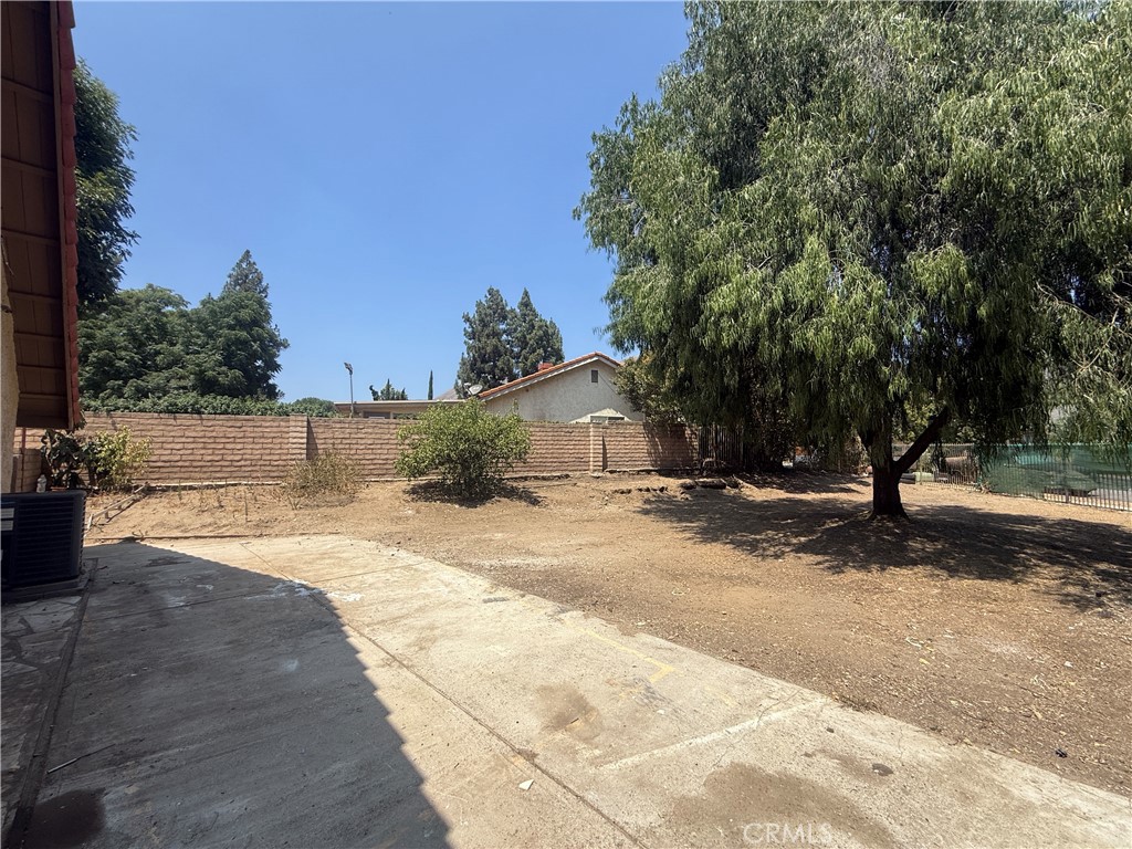 13751 De Garmo Avenue