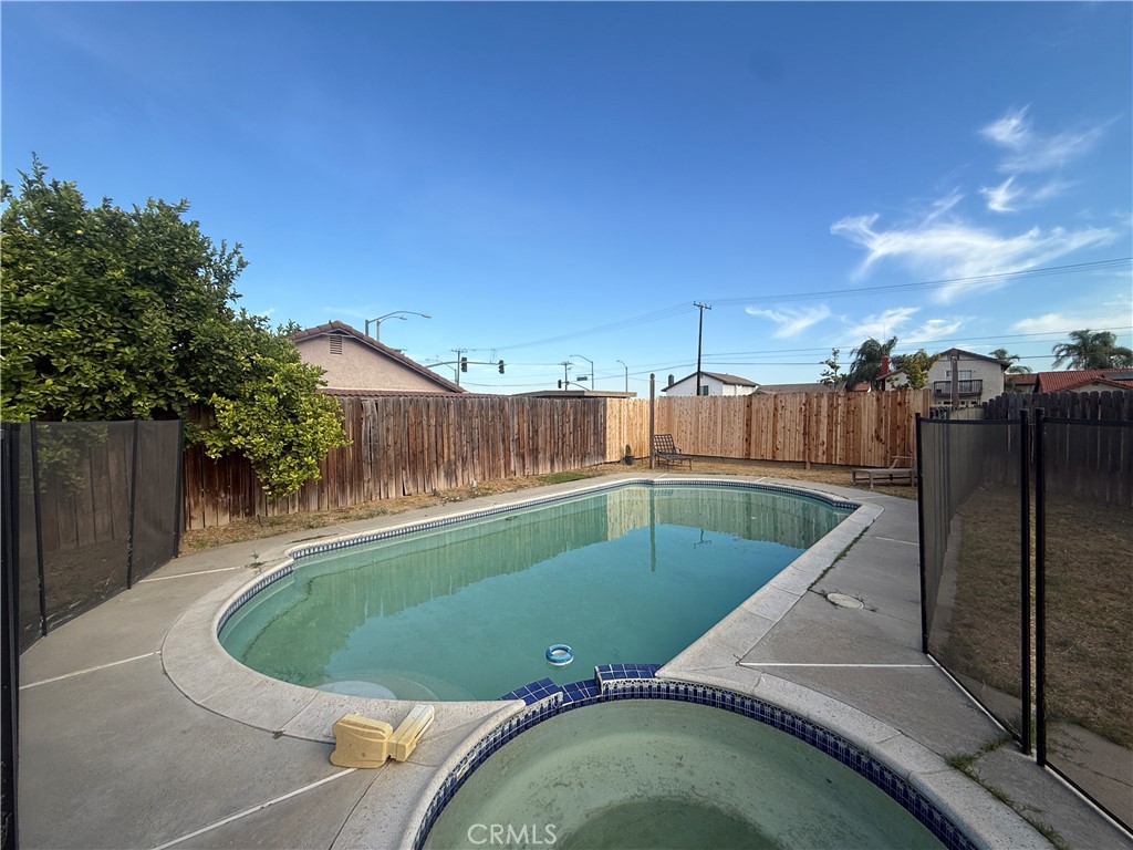 1613 Edgefield Drive
