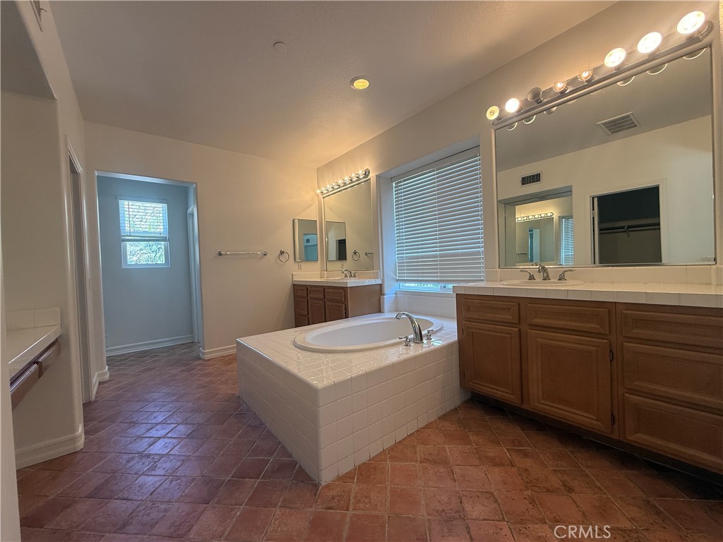 31 Whispering Willow Court
