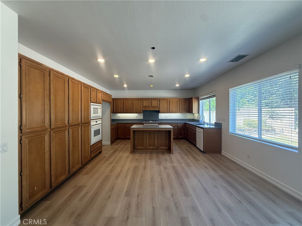31 Whispering Willow Court