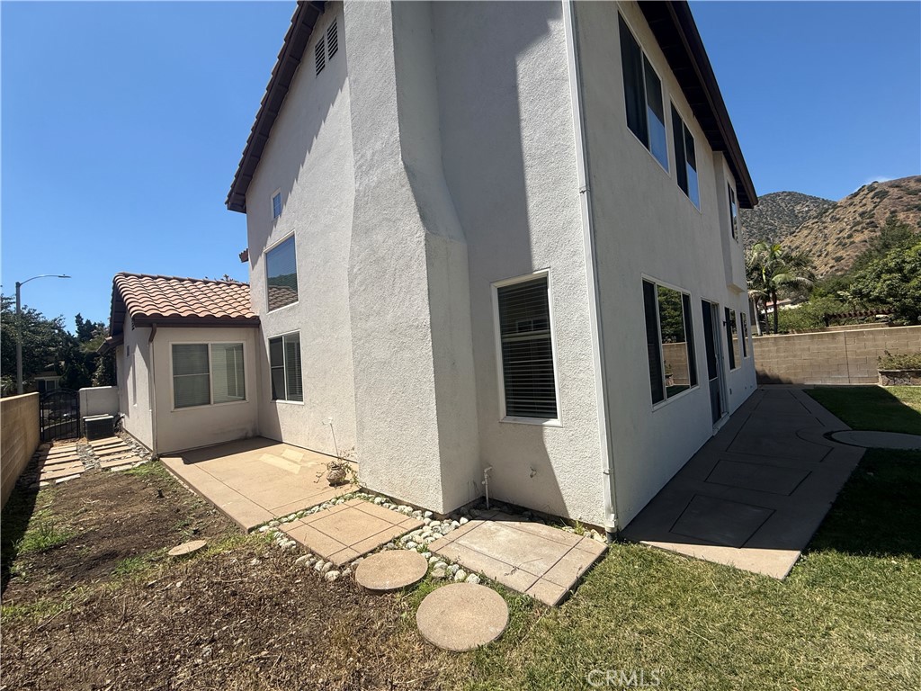 31 Whispering Willow Court