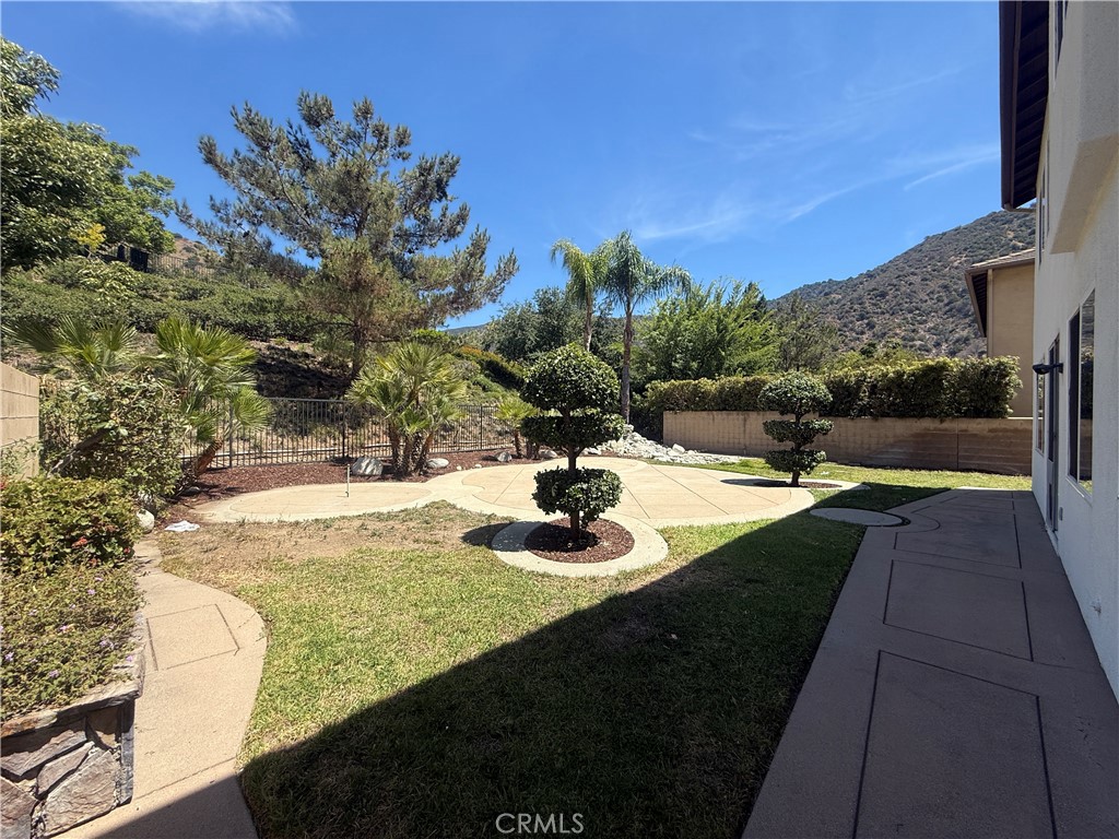 31 Whispering Willow Court