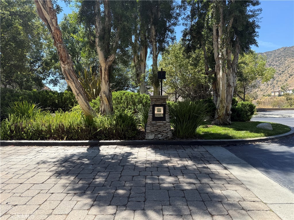 31 Whispering Willow Court