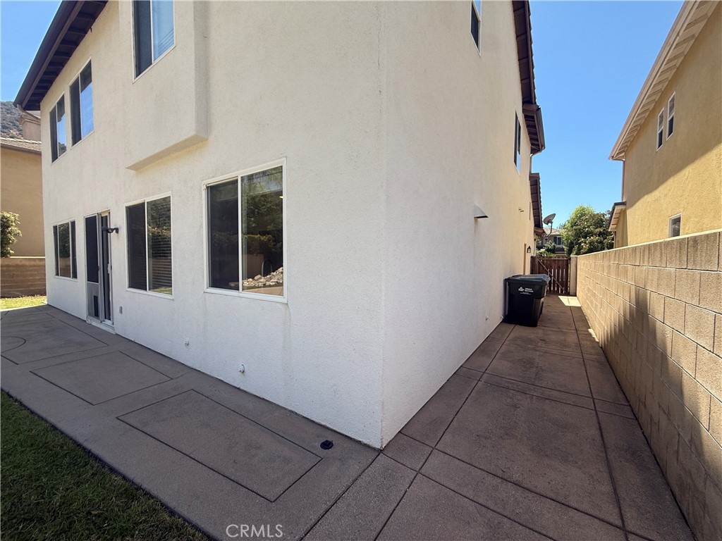 31 Whispering Willow Court