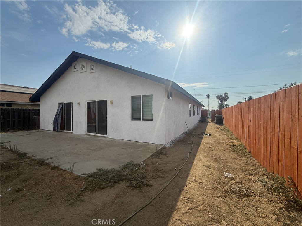 1230 Tourmaline Avenue