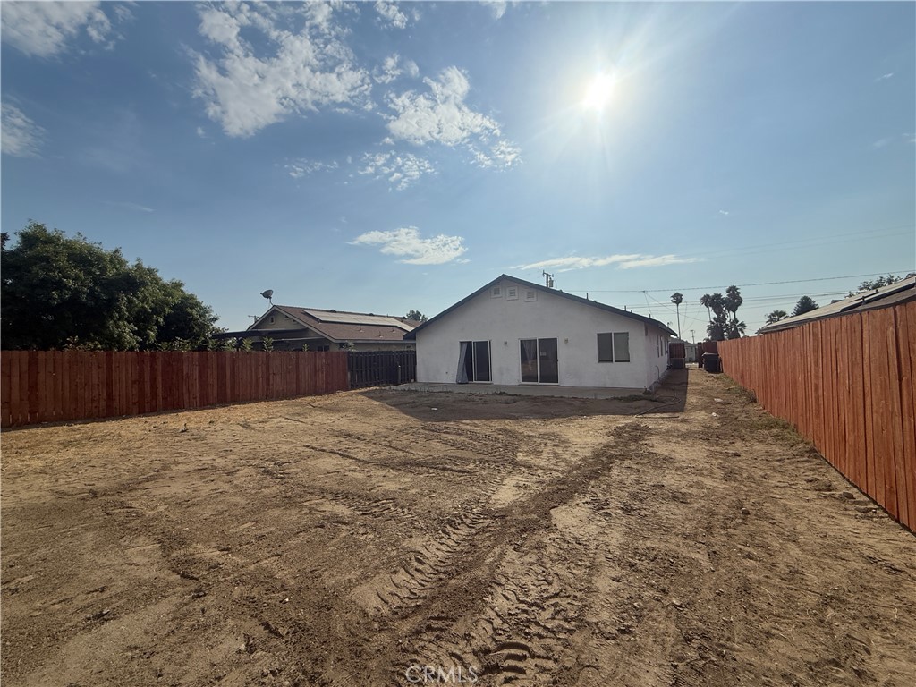 1230 Tourmaline Avenue