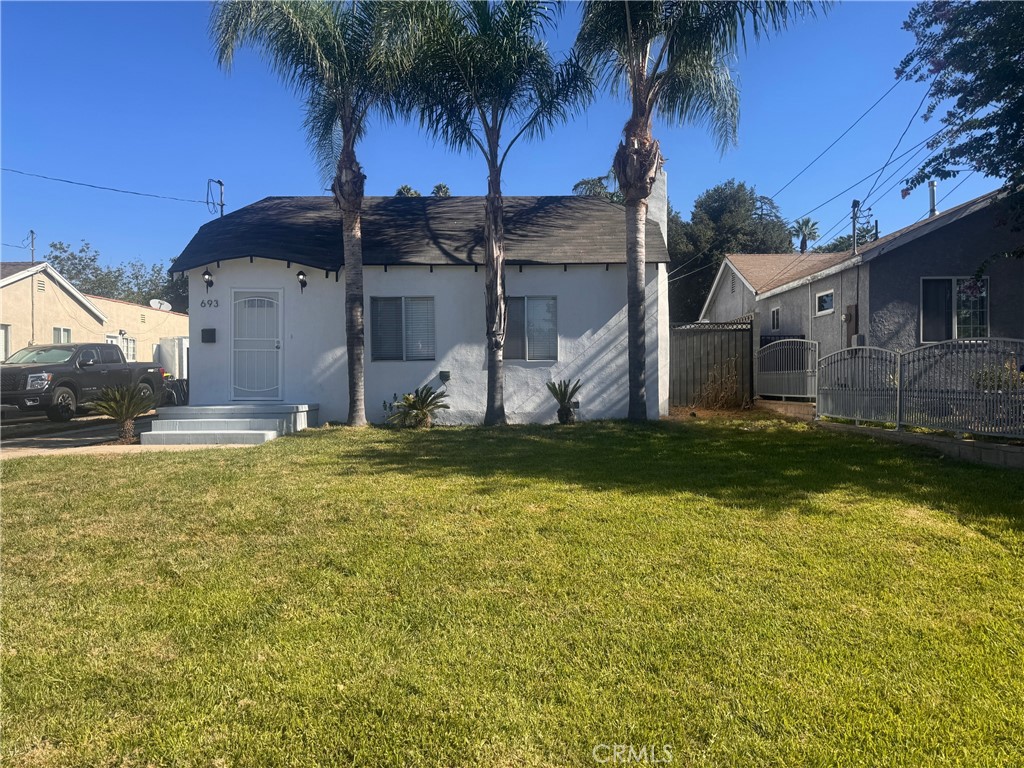 693 Royce Street
