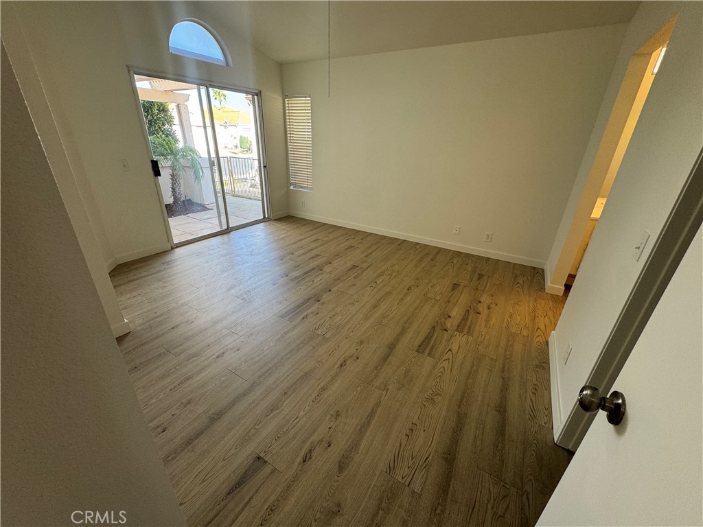 28121 Orangegrove Avenue