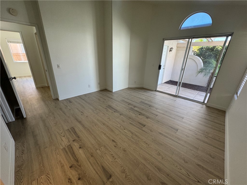 28121 Orangegrove Avenue