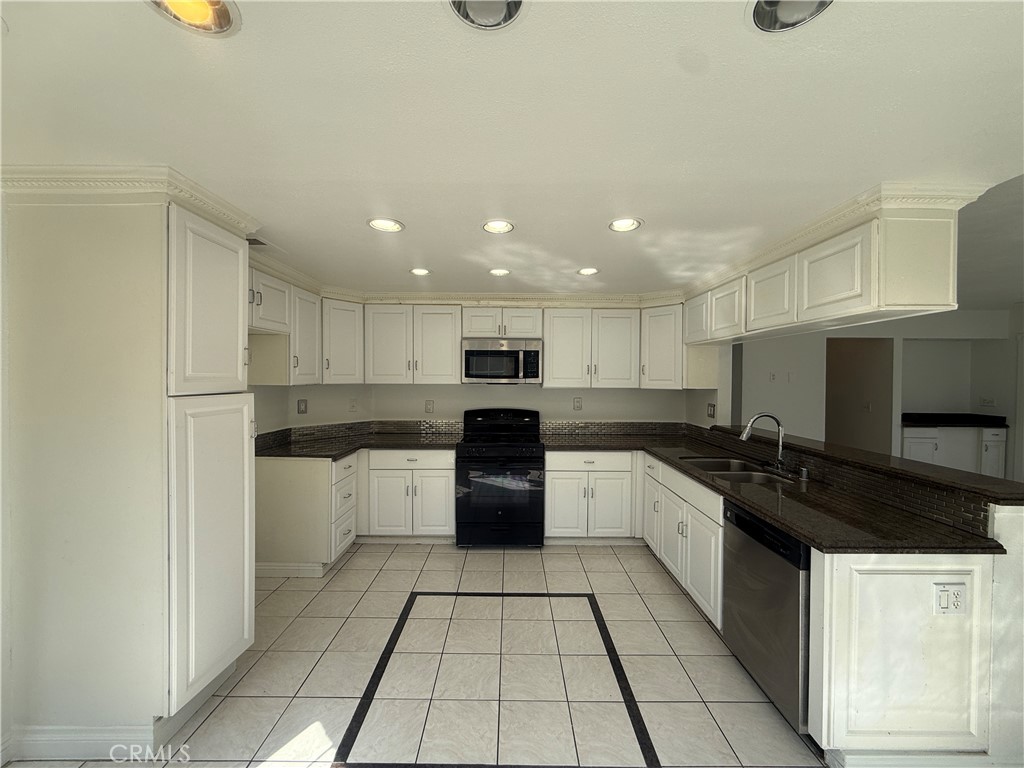 10920 Fenton Road