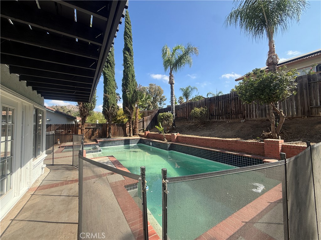 10920 Fenton Road