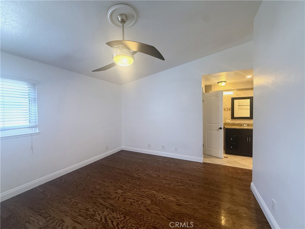 977 Wellington Road
