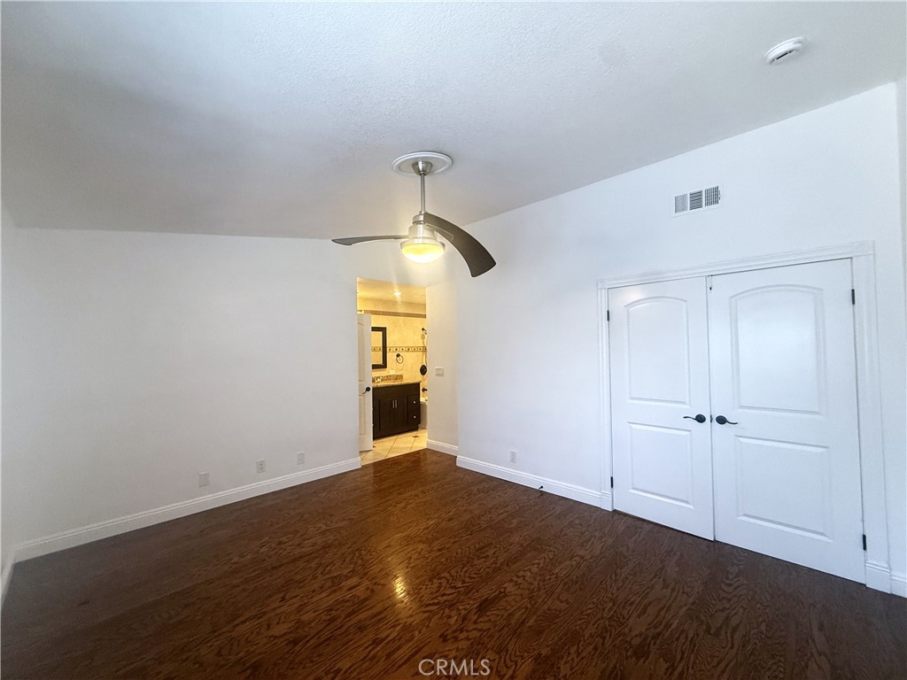 977 Wellington Road