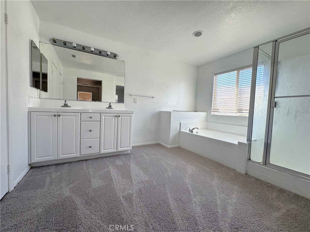 2709 E Avenue J4
