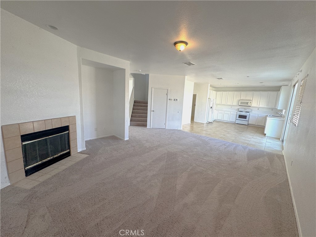 2709 E Avenue J4