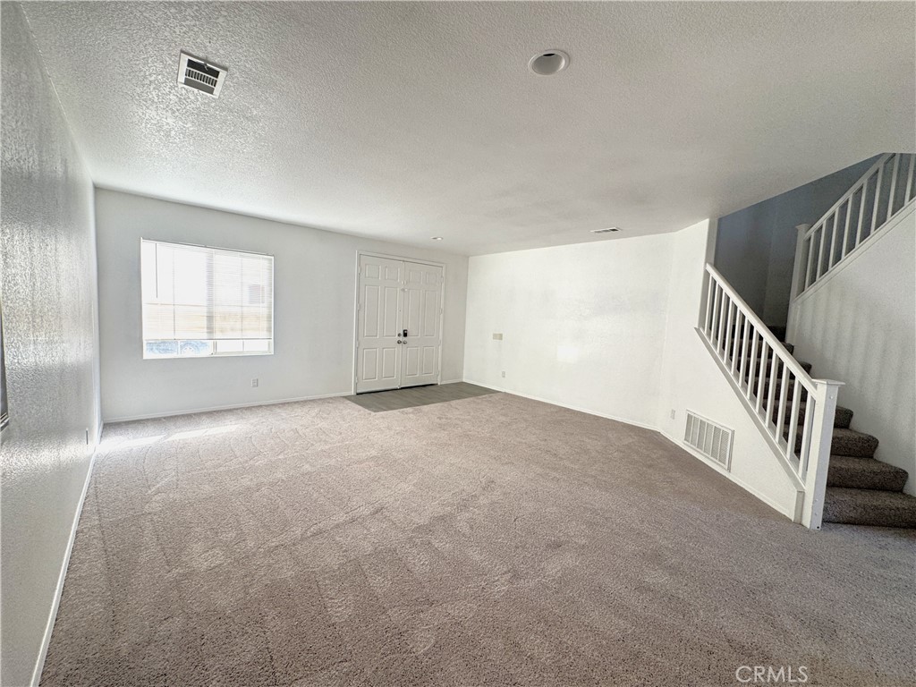 2709 E Avenue J4