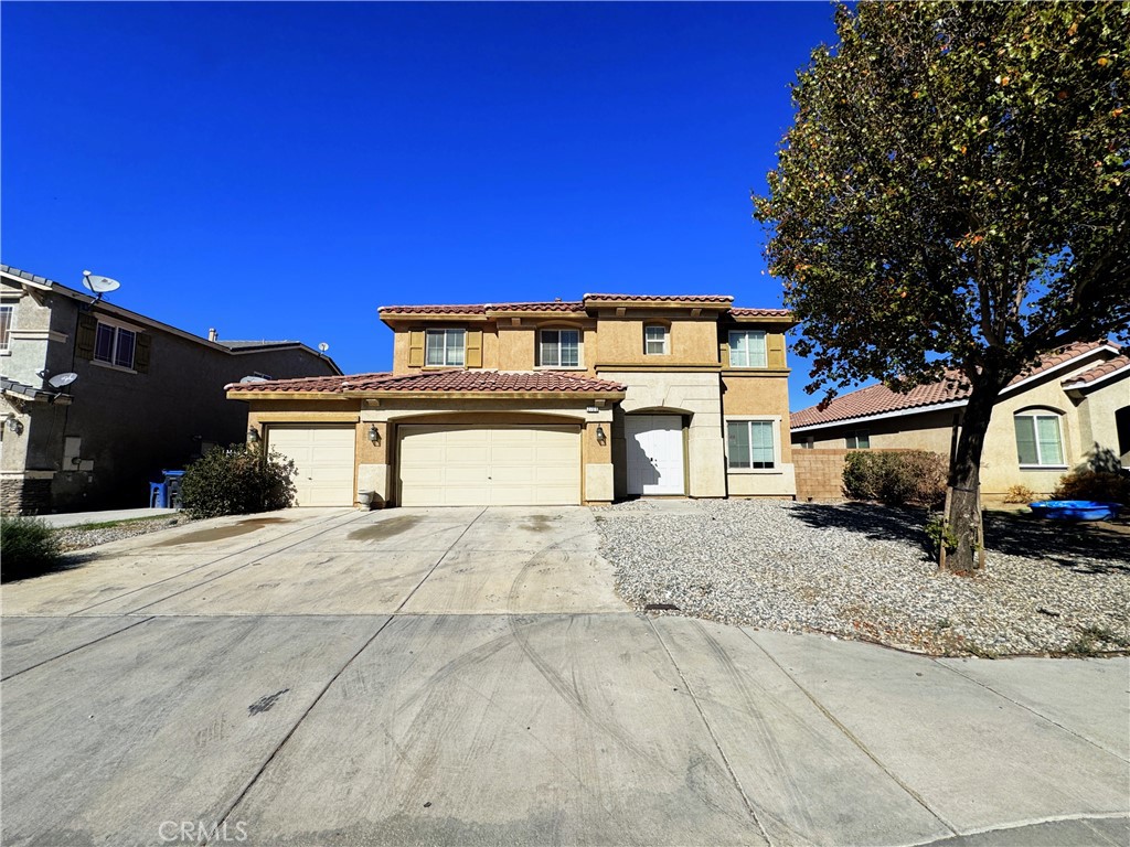 2709 E Avenue J4