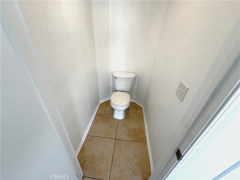 2709 E Avenue J4