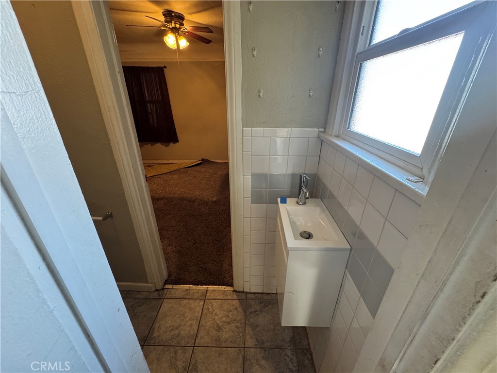 2903 W 78th Street