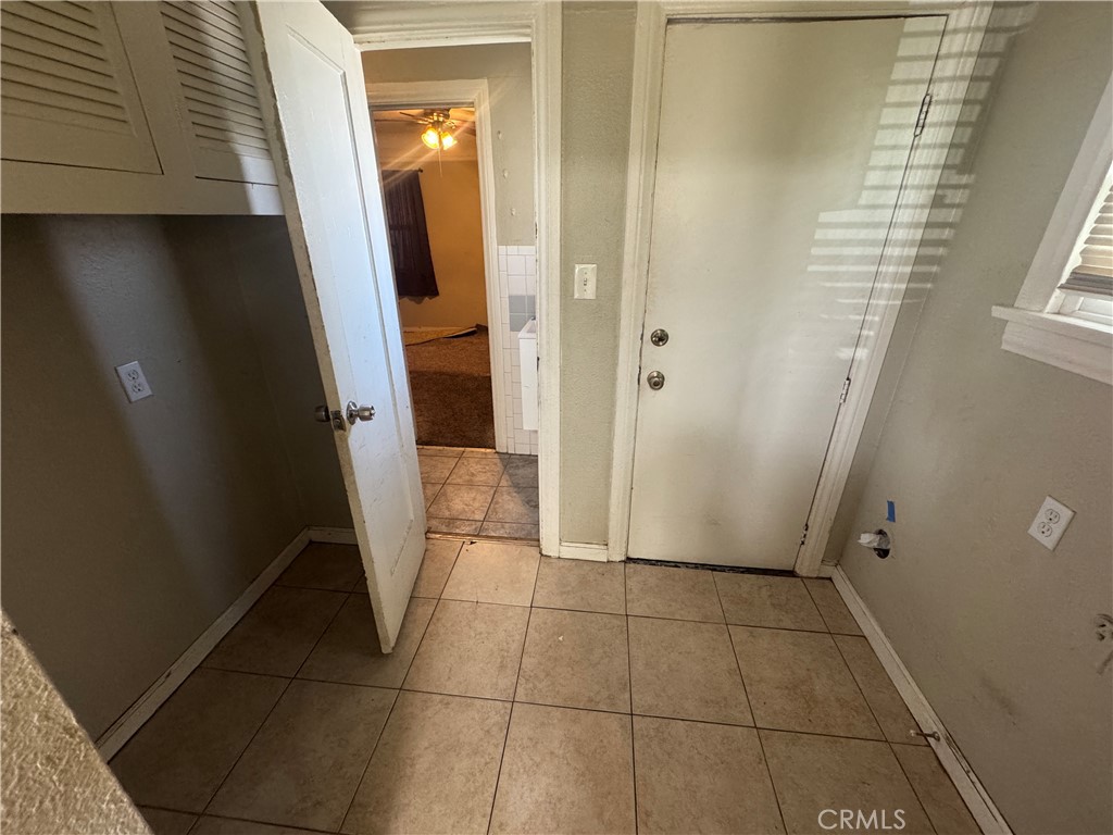 2903 W 78th Street