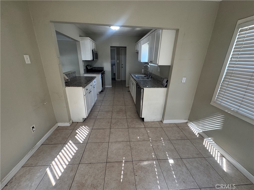 2903 W 78th Street