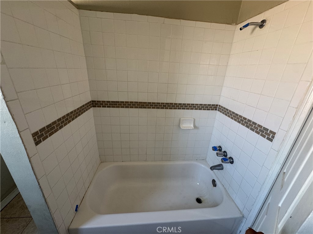 2903 W 78th Street