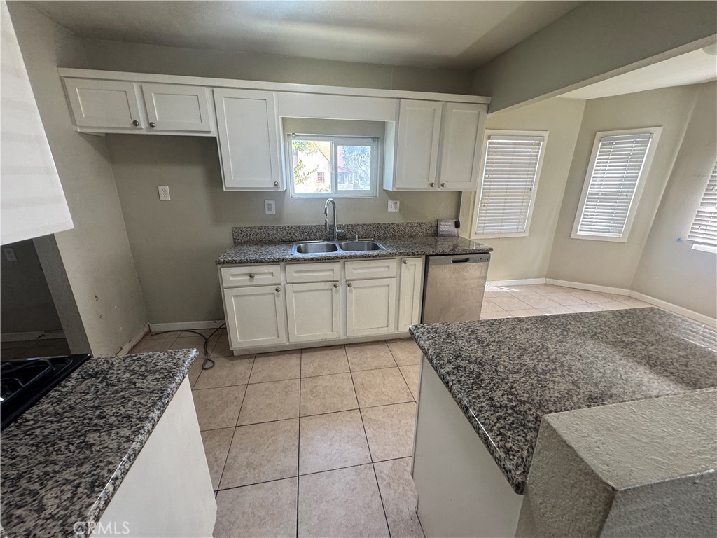 2903 W 78th Street