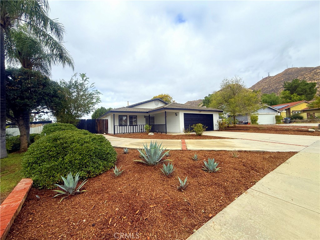 21963 Winding Road