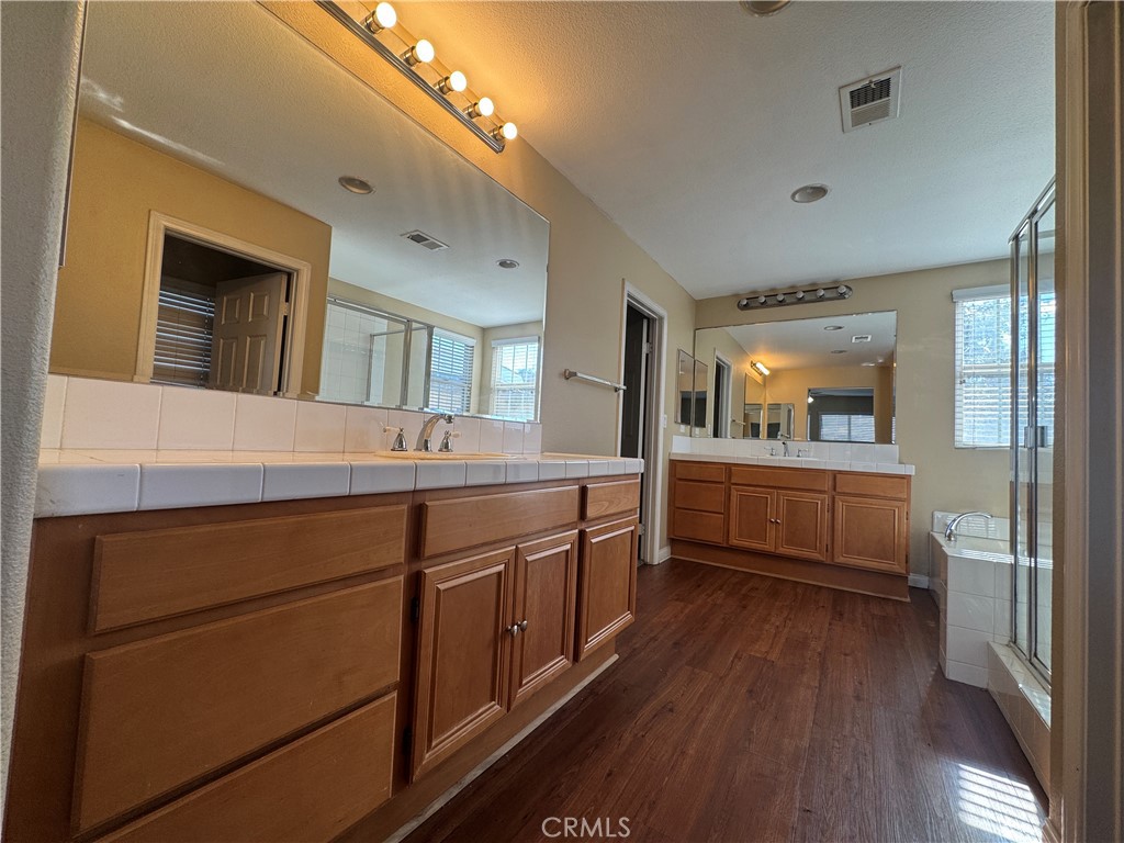 5234 Topsail Drive