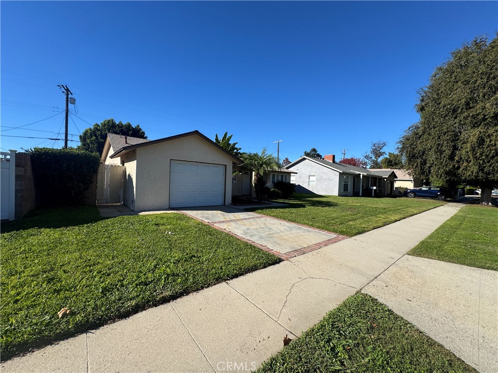 7943 Lasaine Avenue