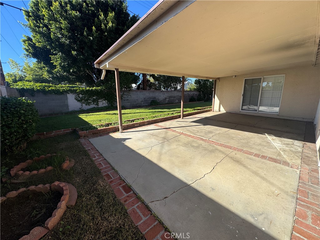 7943 Lasaine Avenue