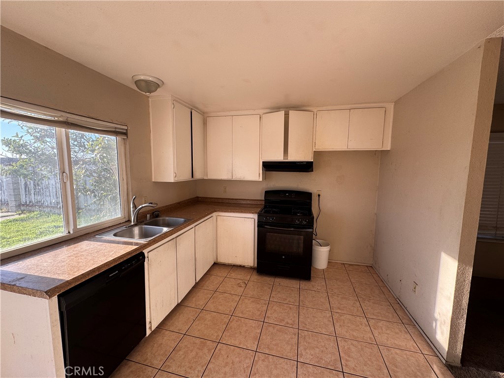 1296 Finch Place